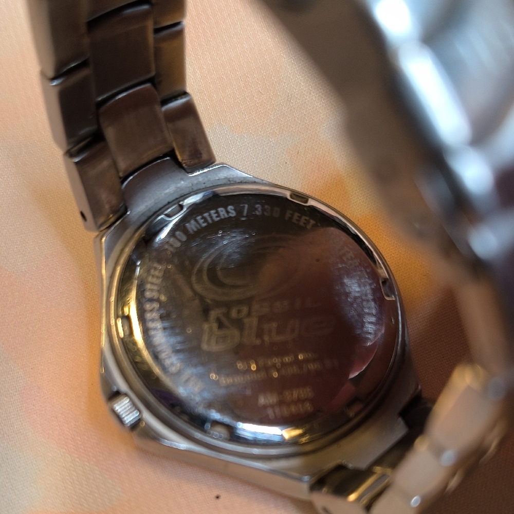 Women's Silver Watch with Date Display - Picture 3 of 7